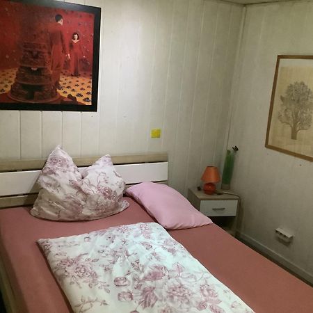 Schoenes Zimmer Im Seterant/Untergeschoss Эссен Экстерьер фото
